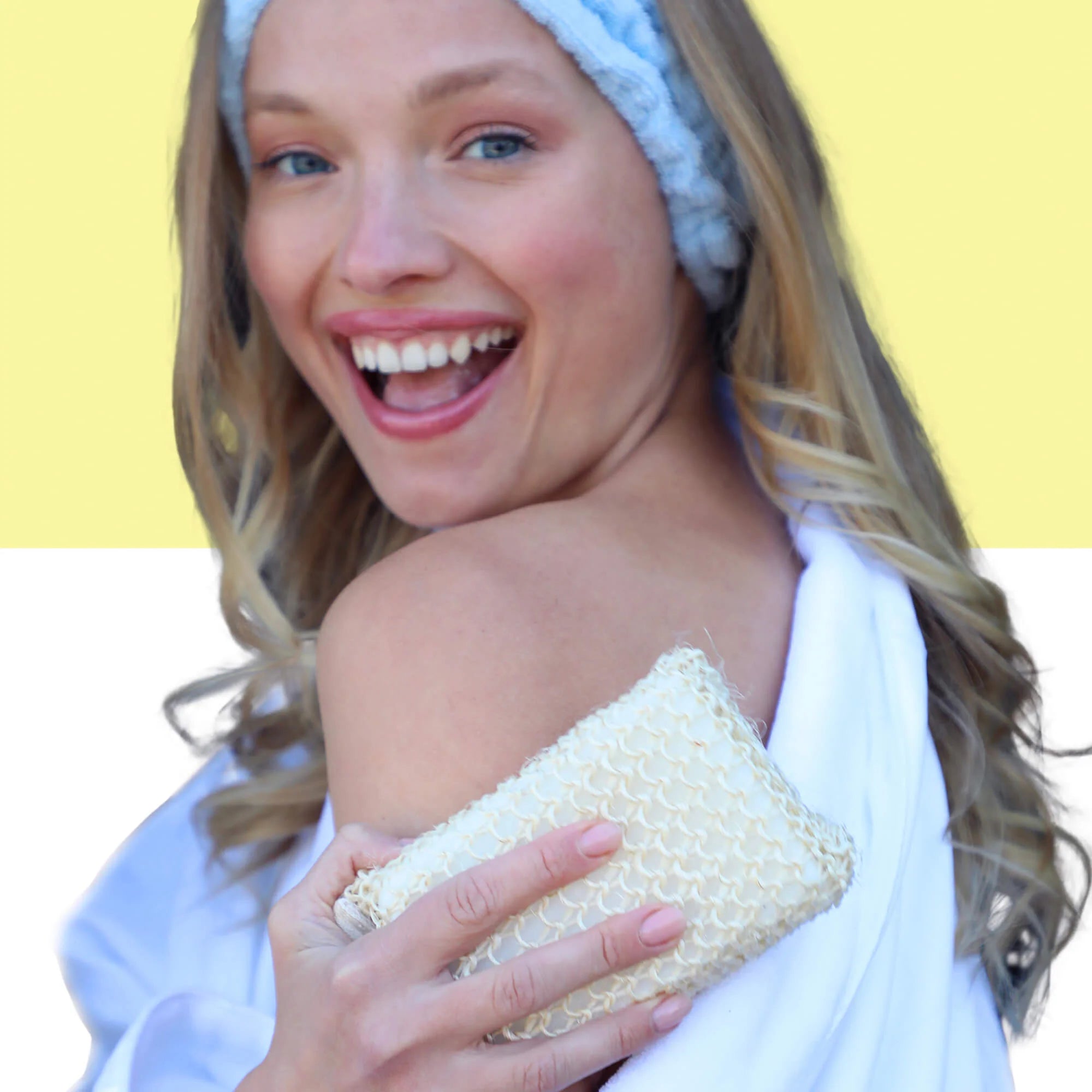 AFTERSPA BATH AND SHOWER EXFOLIATING SCRUBBER