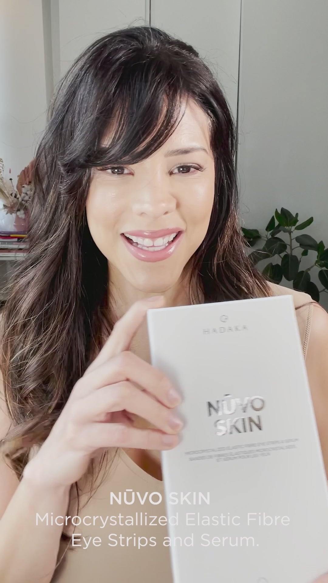 Load video: Hadaka NUVO SKIN Invisible AntiWrinkle Eye Mask